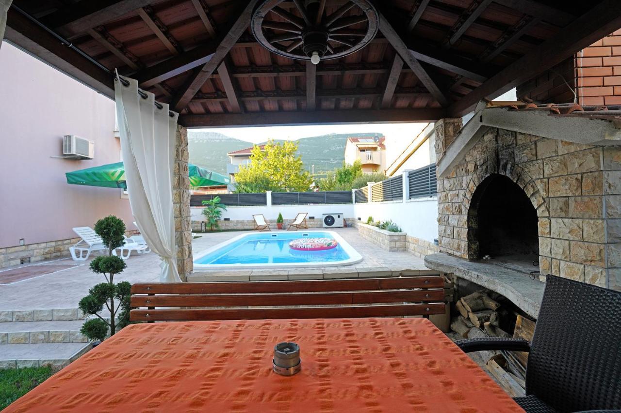 Villa Tago With Heated New Pool Kaštela Exterior foto